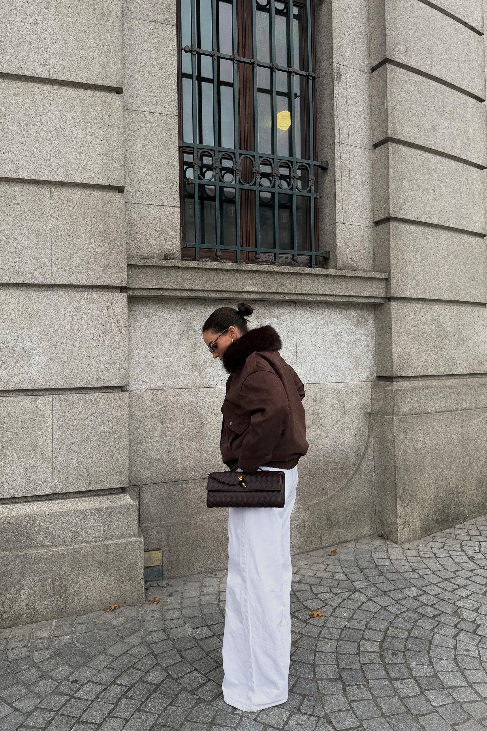 BLUSÃO EFEITO CAMURÇA COM GOLA REMOVIVÉL