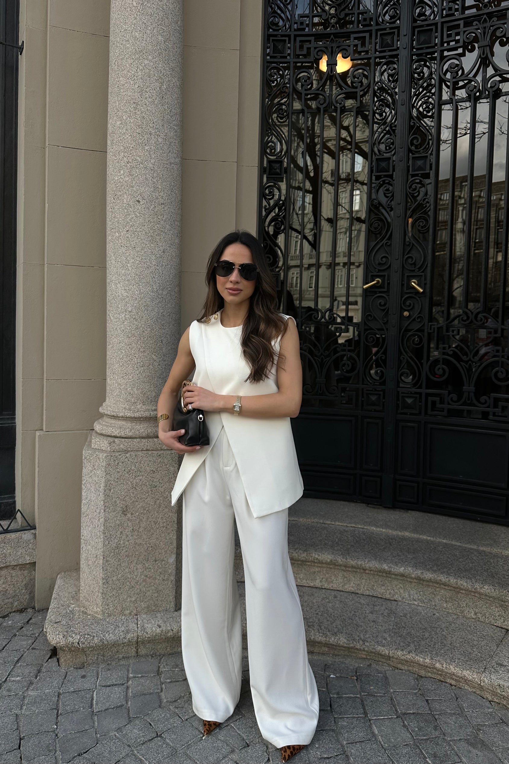 TOTAL LOOK COM CINTO