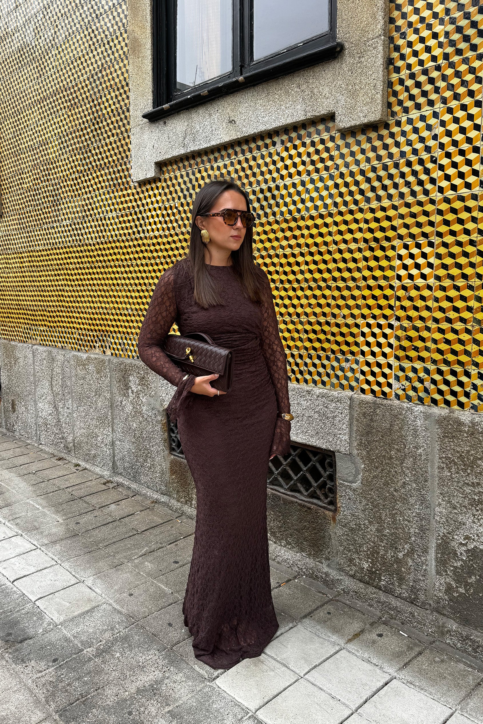 VESTIDO COMPRIDO RENDA COM DRAPEADO